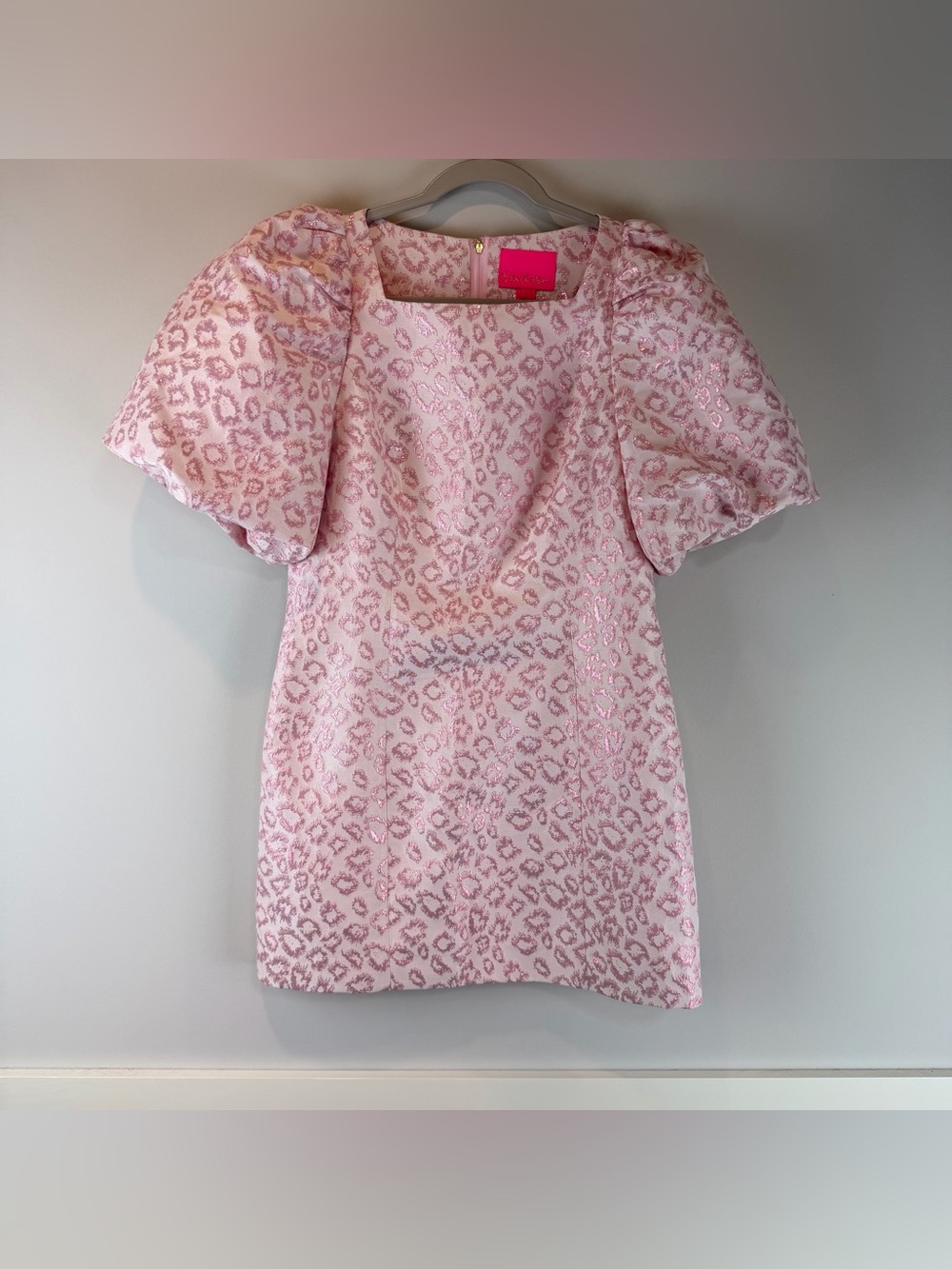 Lilly Pulitzer Pink Glitter Textured Leopard Puff Short Sleeve Mini Dress Size 4